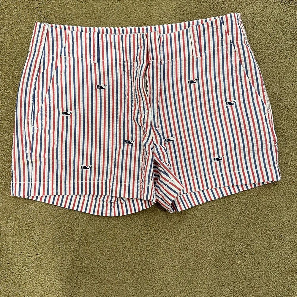 EUC Vineyard Vines seersucker shorts